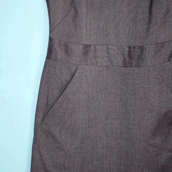 Gap Fitted Sleeveless Dress with Pockets Side Zipper Size 2 - Picture 4 of 14